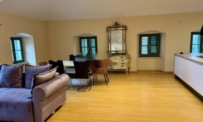 Недвижимость Трёхкомнатная квартира, Центр: 7