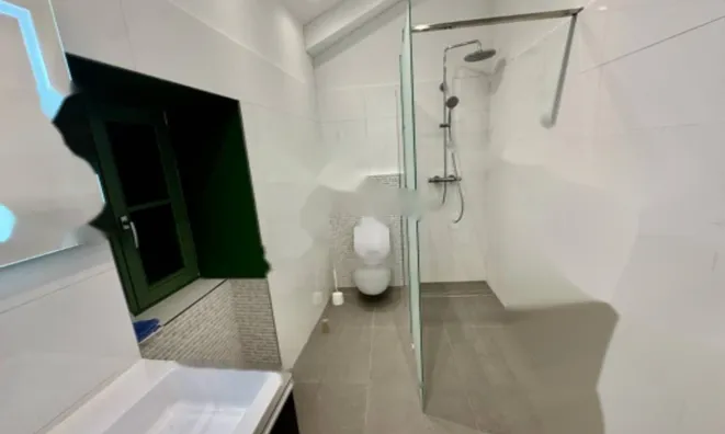 Недвижимость Трёхкомнатная квартира, Центр: 15