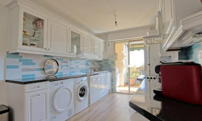 Недвижимость Apartment Carnot Cannes: 8