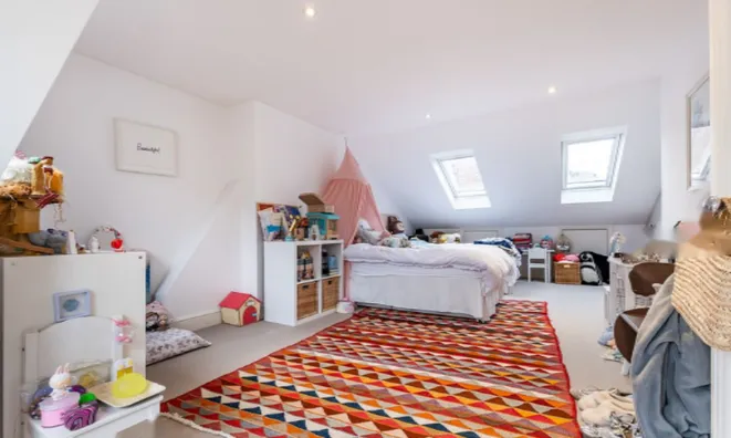 Недвижимость Ashburnham Road: 1