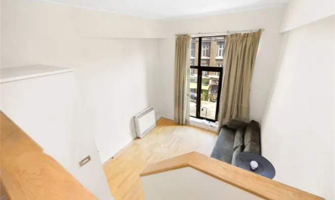 Недвижимость One Prescot Street: 2