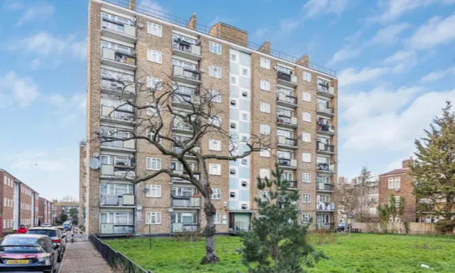 Недвижимость Lowth Road: 3