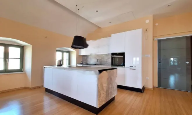 Недвижимость Четырехкомнатная квартира Опатия Центр: 5