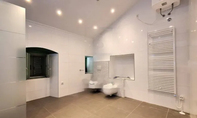 Недвижимость Четырехкомнатная квартира Опатия Центр: 12