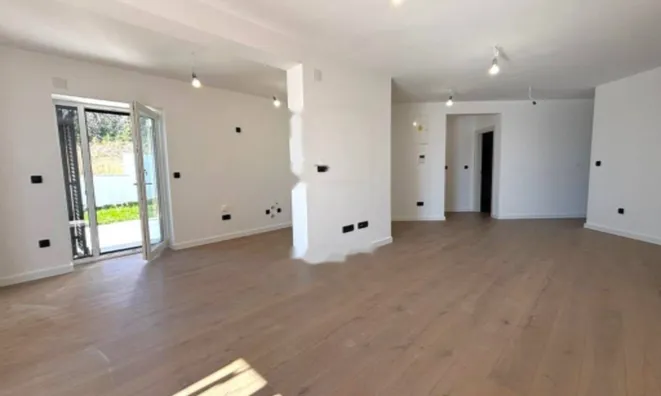 Недвижимость Трёхкомнатная квартира Ичичи: 1