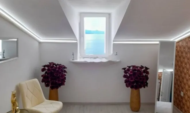 Недвижимость Трёхкомнатная квартира в центре Опатии: 2