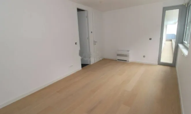 Недвижимость Четырехкомнатная квартира в центре Опатии: 40