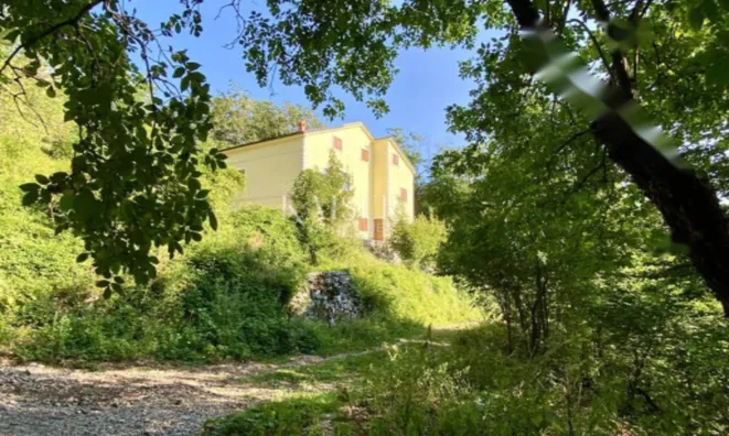 Недвижимость Дом у горы Мала Учка: 2