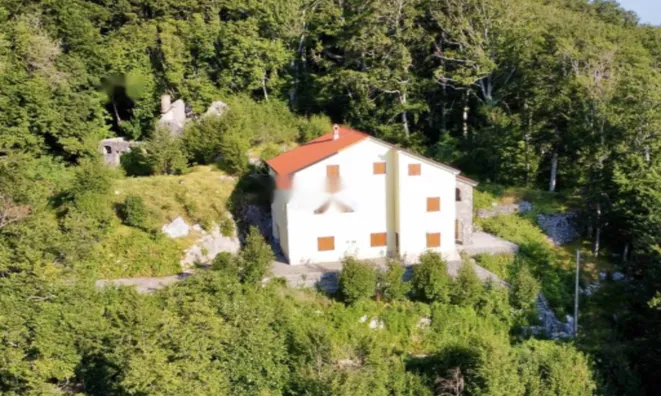 Недвижимость Дом у горы Мала Учка: 14