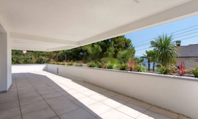 Недвижимость Трёхкомнатная квартира Опатия: 1