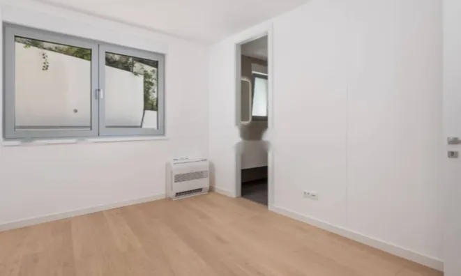 Недвижимость Трёхкомнатная квартира в Центре: 14