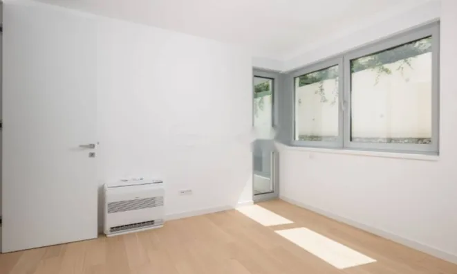 Недвижимость Трёхкомнатная квартира в Центре: 18