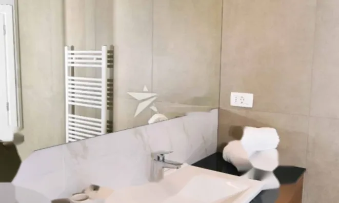 Недвижимость Двухкомнатная квартира в Центре: 6