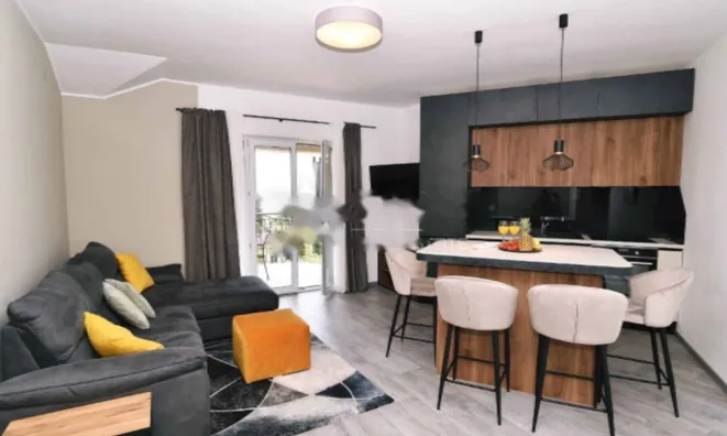 Недвижимость Двухкомнатная квартира в Центре: 7