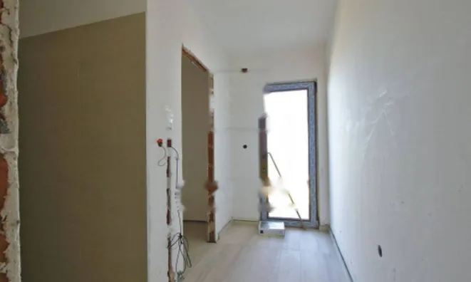 Недвижимость Многоквартирный дом Поляне: 11