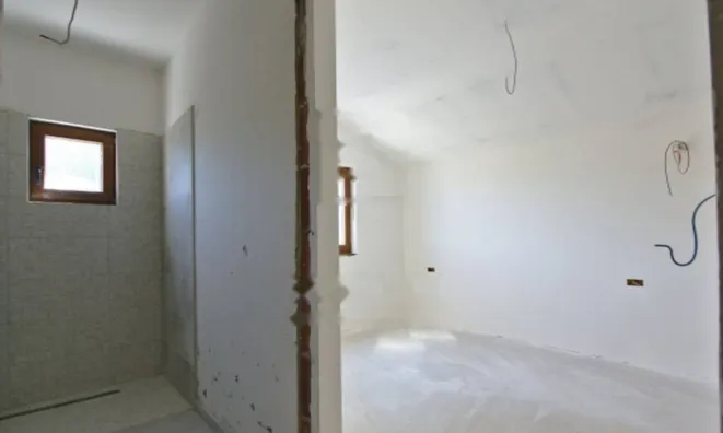 Недвижимость Многоквартирный дом Поляне: 24