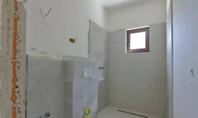 Недвижимость Многоквартирный дом Поляне: 25