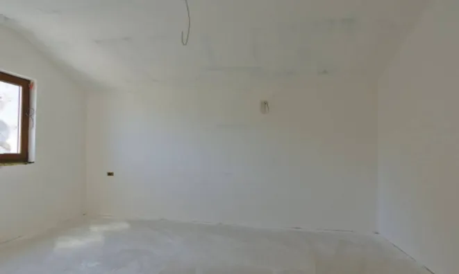 Недвижимость Многоквартирный дом Поляне: 26