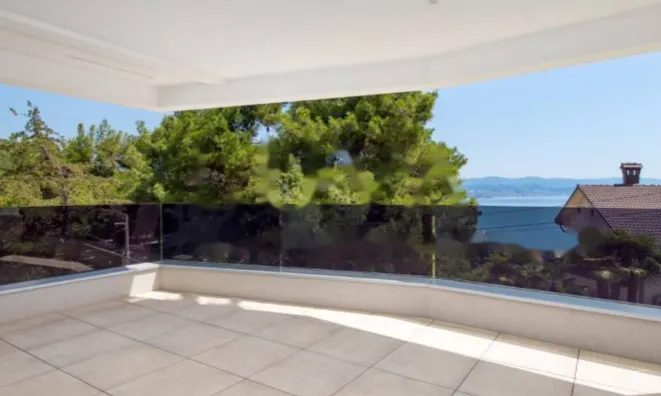 Недвижимость Двухкомнатная квартира в Центре, Опатия: 2