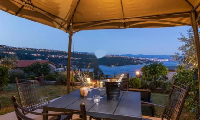 Недвижимость Квартира в центре Опатии: 1