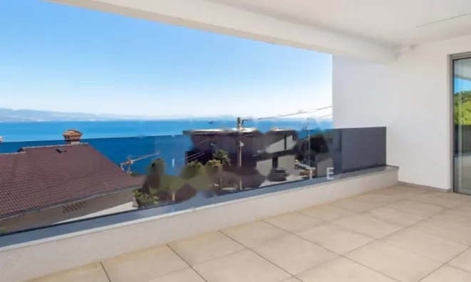 Недвижимость Двухкомнатная квартира, Центр: 4