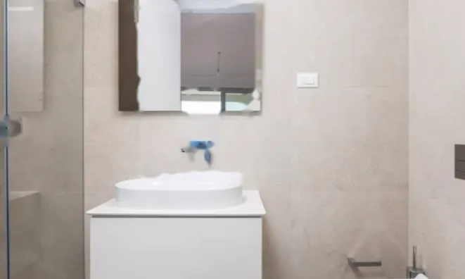 Недвижимость Двухкомнатная квартира, Центр: 5