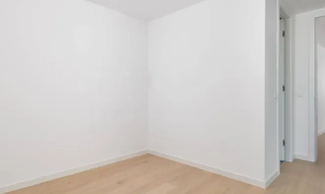 Недвижимость Двухкомнатная квартира, Центр: 11