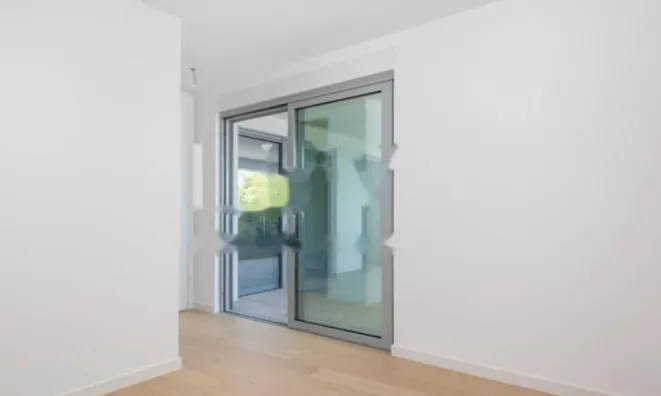 Недвижимость Двухкомнатная квартира, Центр: 12