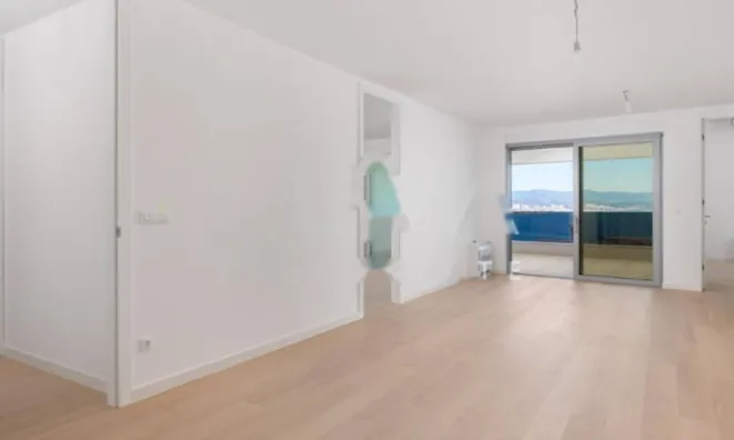 Недвижимость Двухкомнатная квартира, Центр: 18