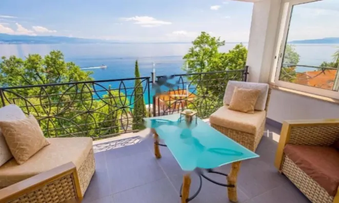 Недвижимость Семейный дом в Опатии: 60