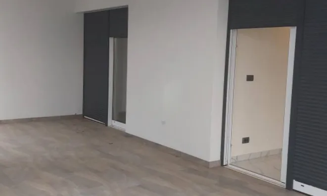 Недвижимость Трехкомнатная квартира Побри: 12