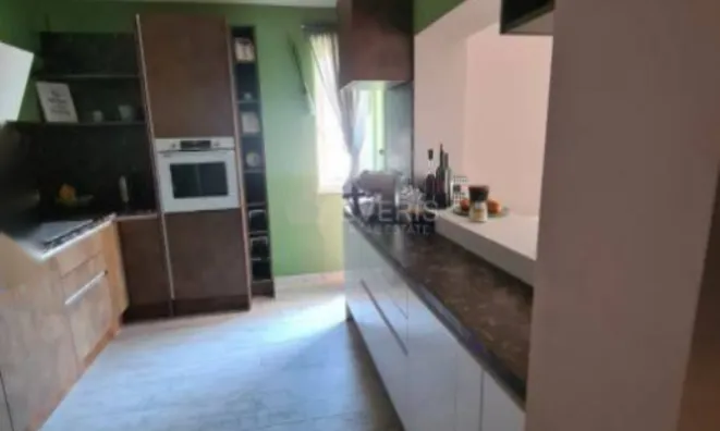 Недвижимость Четырехкомнатная квартира в центре Опатии: 12