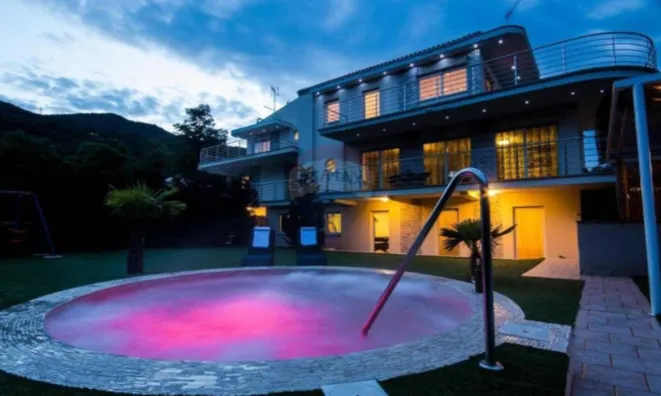 Недвижимость Многоквартирный дом Побри: 2