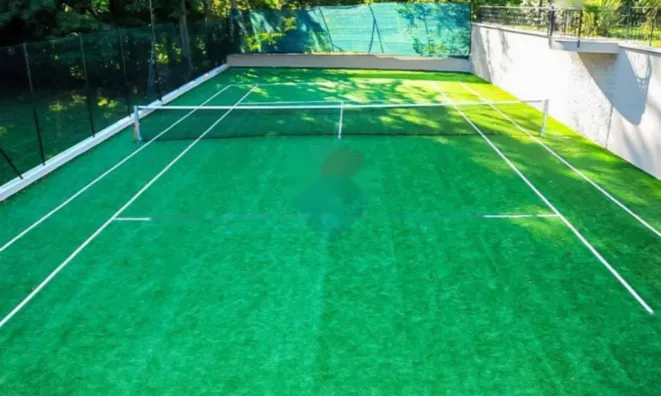 Недвижимость Многоквартирный дом Побри: 11