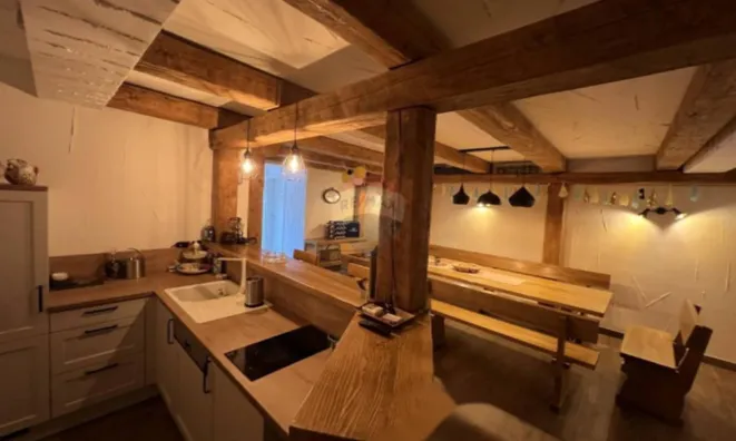 Недвижимость Многоквартирный дом Побри: 18