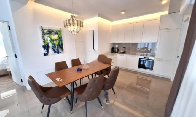 Недвижимость Трёхкомнатная квартира Добреч: 4