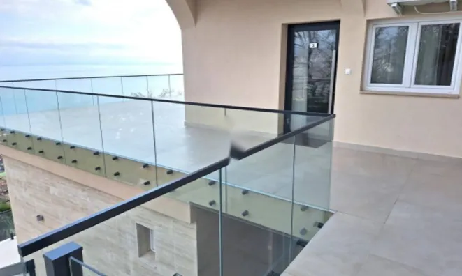 Недвижимость Трёхкомнатная квартира Добреч: 8