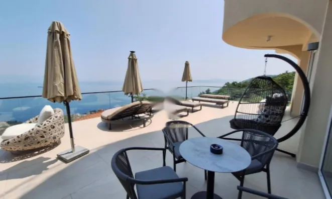 Недвижимость Трёхкомнатная квартира Добреч: 9