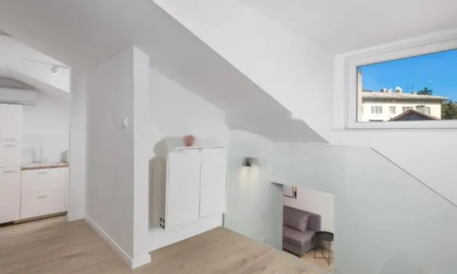 Недвижимость Трёхкомнатная квартира в Центре: 9