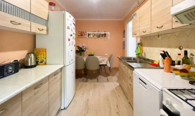 Недвижимость Трехкомнатная квартира Ика: 5