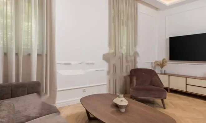 Недвижимость Двухкомнатная квартира в центре: 13