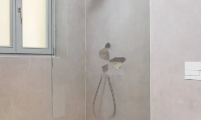 Недвижимость Двухкомнатная квартира в центре: 15