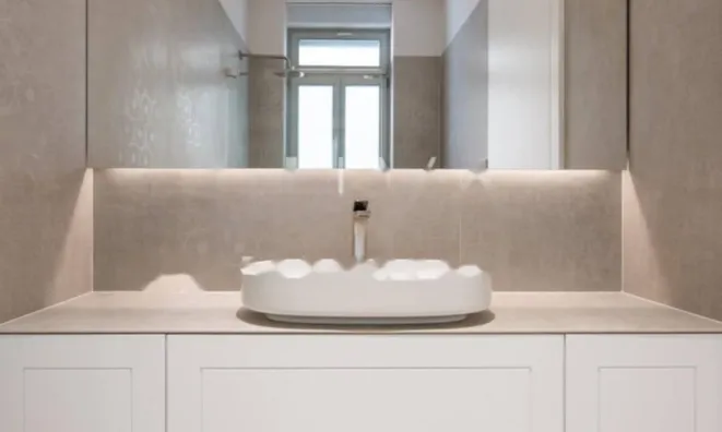 Недвижимость Двухкомнатная квартира в центре: 16