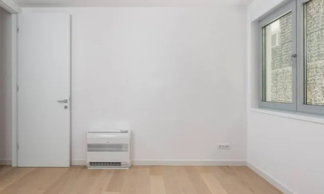 Недвижимость Двухкомнатная квартира в центре: 18