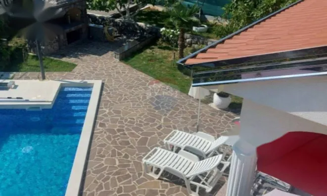 Недвижимость Семейный дом Побри, Опатия: 2