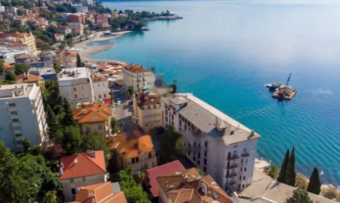 Недвижимость Трёхкомнатная квартира в Опатии: 33