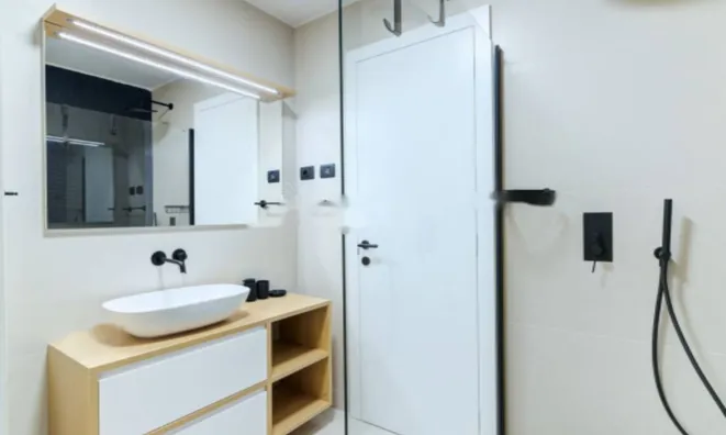 Недвижимость Четырехкомнатная квартира Опатия: 8