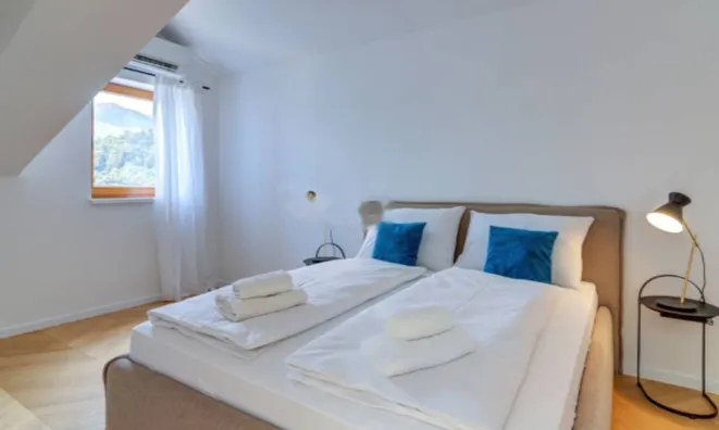 Недвижимость Четырехкомнатная квартира Опатия: 21