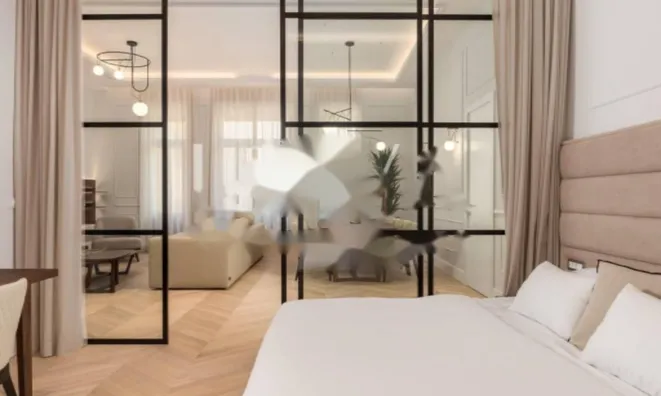 Недвижимость Двухкомнатная квартира в Центре: 10