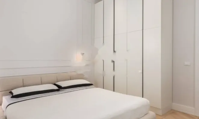 Недвижимость Двухкомнатная квартира в Центре: 14